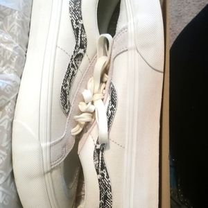White vans